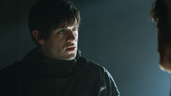 extant_GameOfThrones_3x05-TheClimb_2627