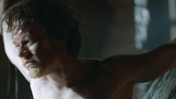 extant_GameOfThrones_3x05-TheClimb_2630