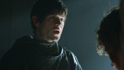 extant_GameOfThrones_3x05-TheClimb_2645