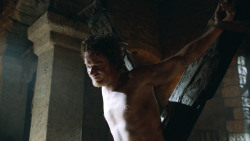 extant_GameOfThrones_3x05-TheClimb_2691