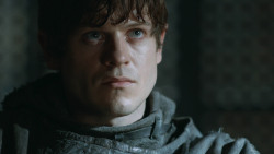 extant_GameOfThrones_3x05-TheClimb_2739
