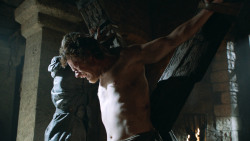 extant_GameOfThrones_3x05-TheClimb_2804