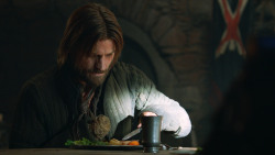extant_GameOfThrones_3x05-TheClimb_3285