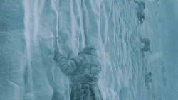 extant_GameOfThrones_3x05-TheClimb_3932