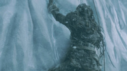 extant_GameOfThrones_3x05-TheClimb_3952