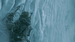 extant_GameOfThrones_3x05-TheClimb_3982
