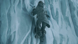 extant_GameOfThrones_3x05-TheClimb_3997
