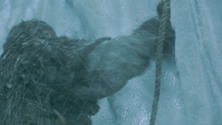 extant_GameOfThrones_3x05-TheClimb_4021
