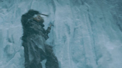 extant_GameOfThrones_3x05-TheClimb_4023