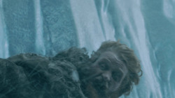 extant_GameOfThrones_3x05-TheClimb_4027