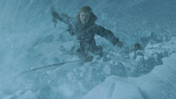 extant_GameOfThrones_3x05-TheClimb_4029