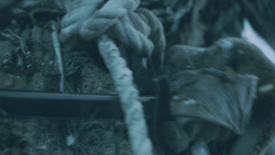 extant_GameOfThrones_3x05-TheClimb_4076