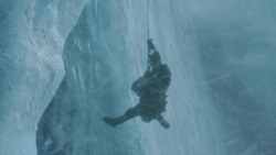 extant_GameOfThrones_3x05-TheClimb_4104
