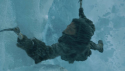 extant_GameOfThrones_3x05-TheClimb_4116