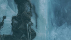 extant_GameOfThrones_3x05-TheClimb_4132