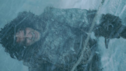 extant_GameOfThrones_3x05-TheClimb_4215