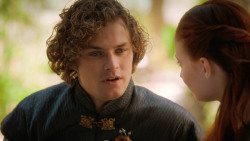extant_GameOfThrones_3x05-TheClimb_4287