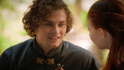 extant_GameOfThrones_3x05-TheClimb_4299