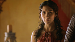 extant_GameOfThrones_3x05-TheClimb_4853