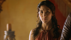 extant_GameOfThrones_3x05-TheClimb_4854