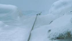 extant_GameOfThrones_3x05-TheClimb_5238