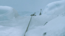 extant_GameOfThrones_3x05-TheClimb_5241