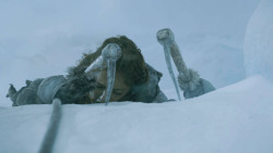 extant_GameOfThrones_3x05-TheClimb_5245