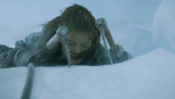 extant_GameOfThrones_3x05-TheClimb_5251