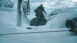 extant_GameOfThrones_3x05-TheClimb_5255