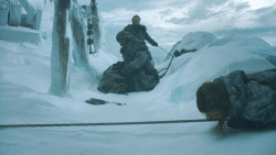 extant_GameOfThrones_3x05-TheClimb_5257