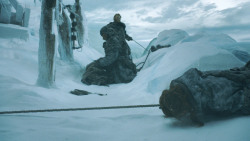 extant_GameOfThrones_3x05-TheClimb_5259