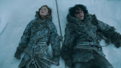 extant_GameOfThrones_3x05-TheClimb_5303