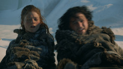 extant_GameOfThrones_3x05-TheClimb_5337