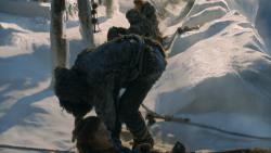 extant_GameOfThrones_3x05-TheClimb_5378