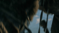 extant_GameOfThrones_3x05-TheClimb_5391