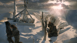 extant_GameOfThrones_3x05-TheClimb_5409