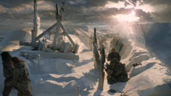 extant_GameOfThrones_3x05-TheClimb_5410