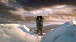 extant_GameOfThrones_3x05-TheClimb_5485