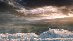 extant_GameOfThrones_3x05-TheClimb_5505