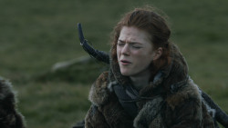 extant_GameOfThrones_3x07-TheBearAndTheMaidenFair_0100