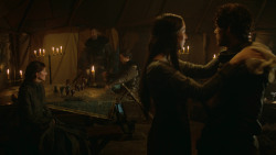 extant_GameOfThrones_3x07-TheBearAndTheMaidenFair_0264