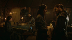 extant_GameOfThrones_3x07-TheBearAndTheMaidenFair_0301
