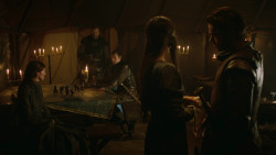extant_GameOfThrones_3x07-TheBearAndTheMaidenFair_0305