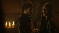 extant_GameOfThrones_3x07-TheBearAndTheMaidenFair_0314
