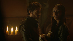 extant_GameOfThrones_3x07-TheBearAndTheMaidenFair_0315