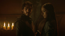 extant_GameOfThrones_3x07-TheBearAndTheMaidenFair_0370