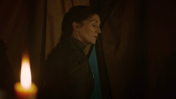 extant_GameOfThrones_3x07-TheBearAndTheMaidenFair_0387
