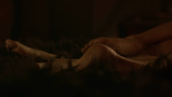 extant_GameOfThrones_3x07-TheBearAndTheMaidenFair_0394
