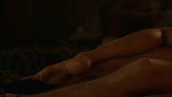 extant_GameOfThrones_3x07-TheBearAndTheMaidenFair_0401