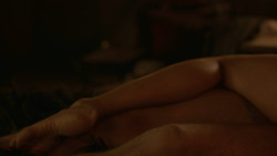 extant_GameOfThrones_3x07-TheBearAndTheMaidenFair_0403